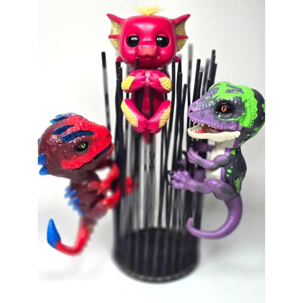 WowWee 3 Fingerlings Working Untamed T-Rox T-Rex Pyros Dragon Baby Dragon